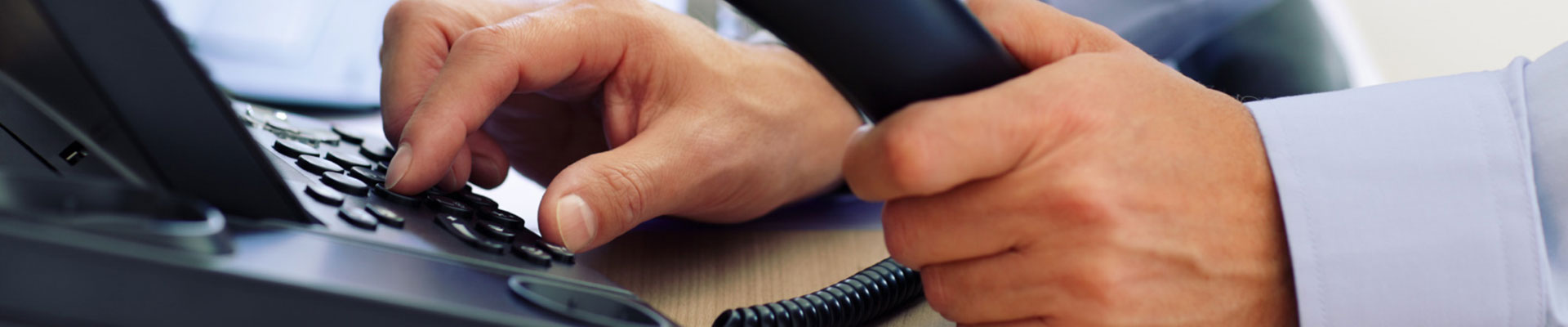 Επικοινωνήστε μαζί μας